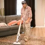 Step by step guide to clean your carpets.