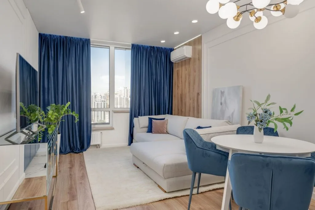 Curtain cleaning in a modern Ras Al Khaimah home