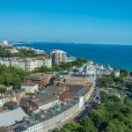 Coastal vs Inland RAK: How Where You Live Changes Your Cleaning Routine