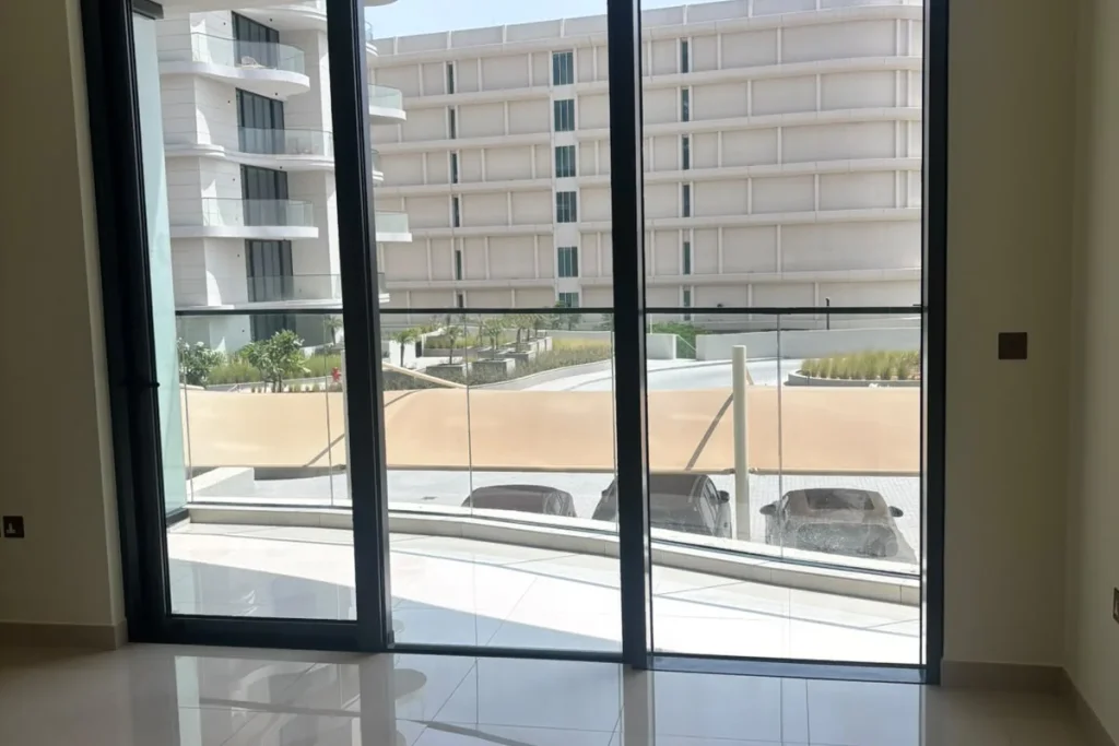 Interior window and glass cleaning in Ras Al Khaimah - bedroom with crystal clear, streak free windows and an unobstructed view